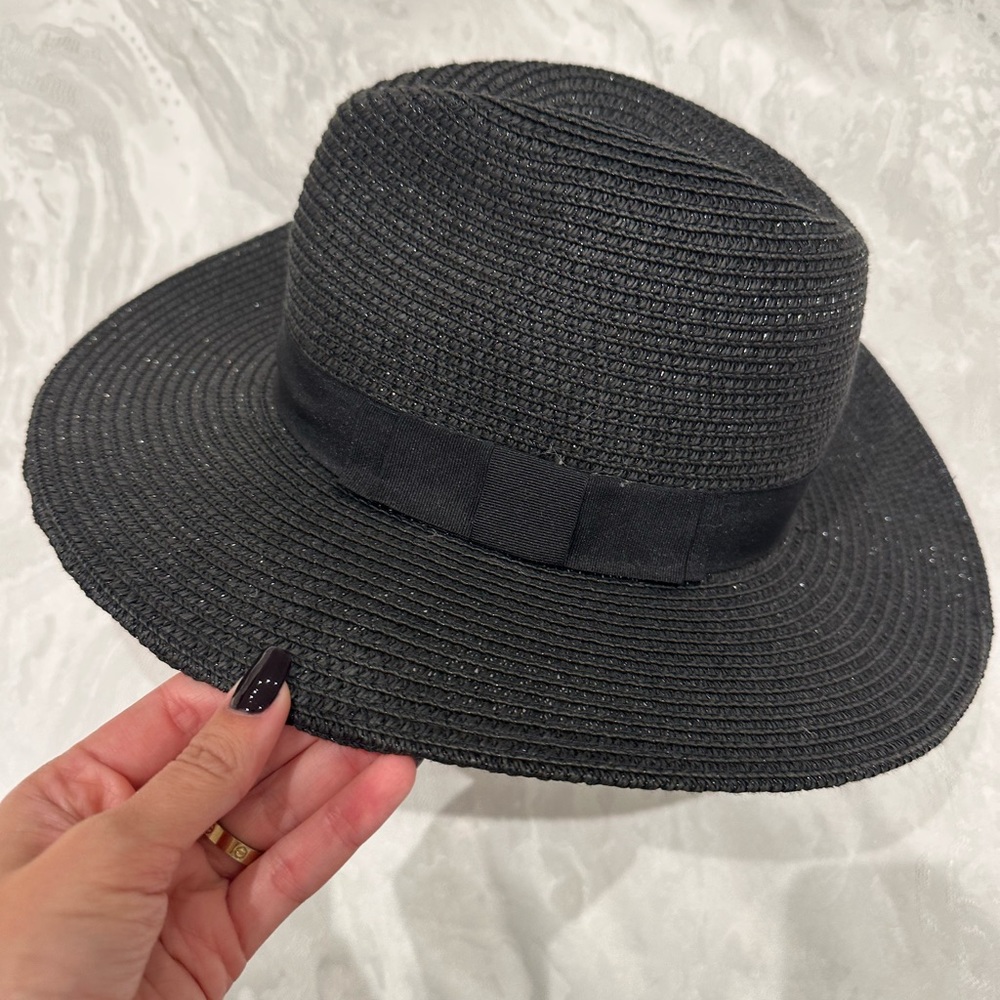 Beach hat!